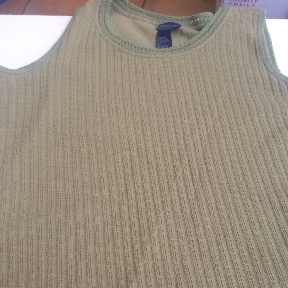 FINAL MARKDOWN Ladies koret tank top large